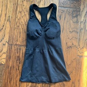 Form fitting Lululemon workout top